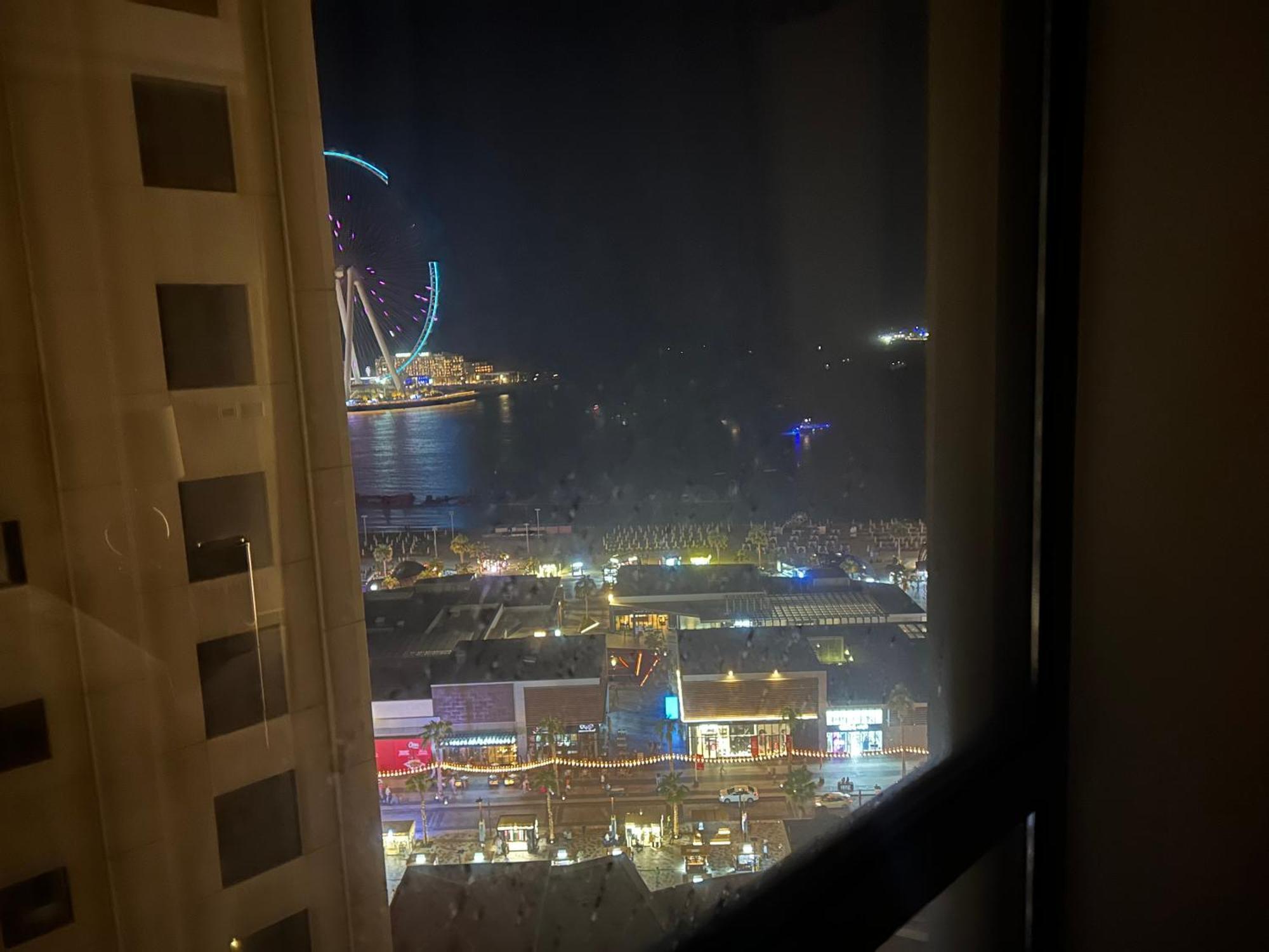 Usmans 4bdrm Sea View Rimal Appartement Dubai