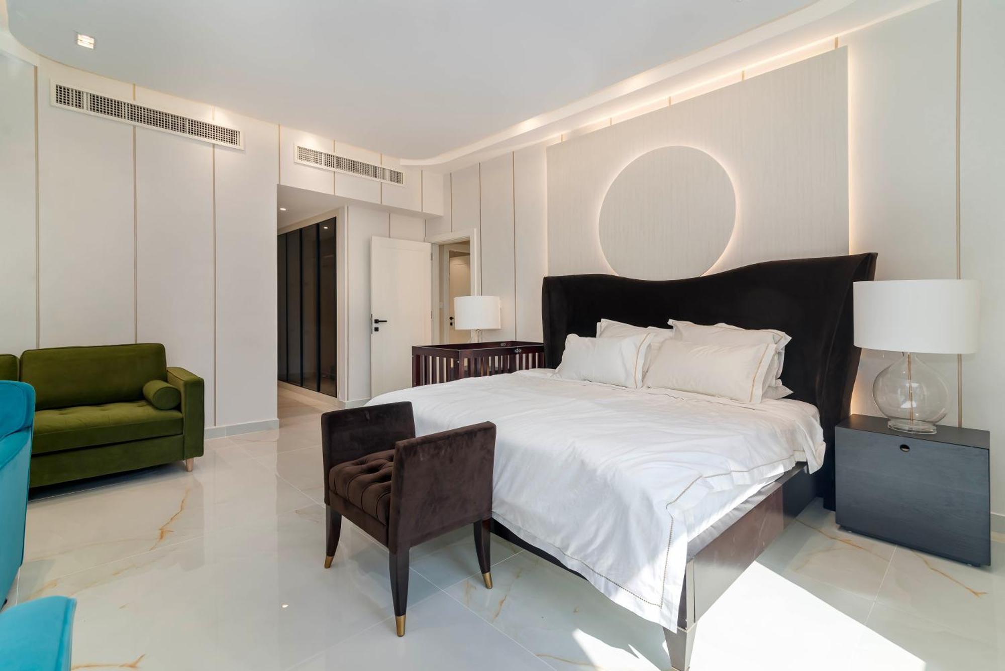 Usmans 4bdrm Sea View Rimal Appartement *